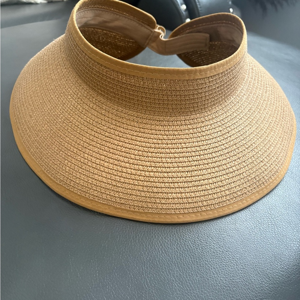 Women’s Straw sun Hat - Tan brand new